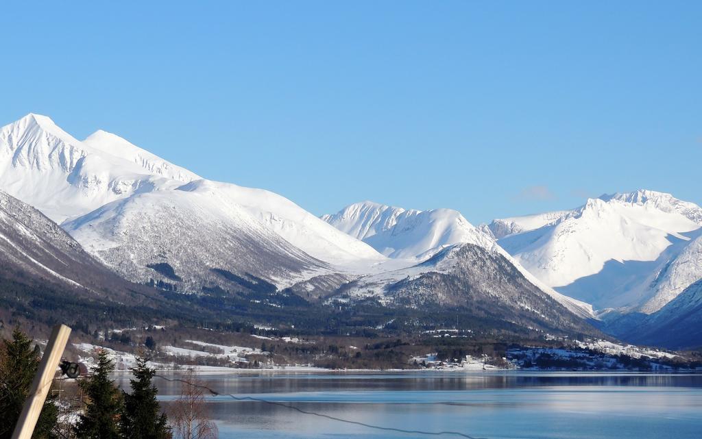 Вилла Tindelykke Isfjorden Экстерьер фото